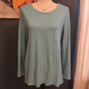 Long Sleeve Tee with Flounced Back